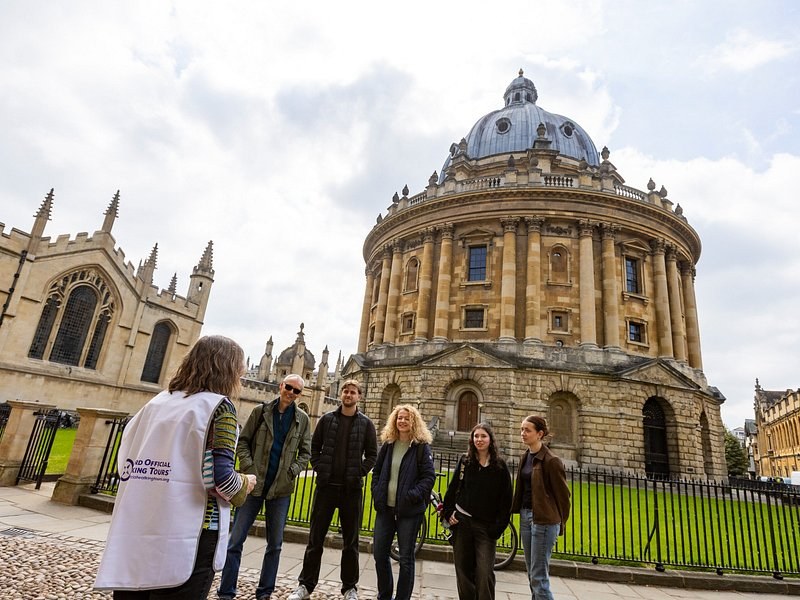 The domed Radcliffe Camera in Oxford under a bright sky